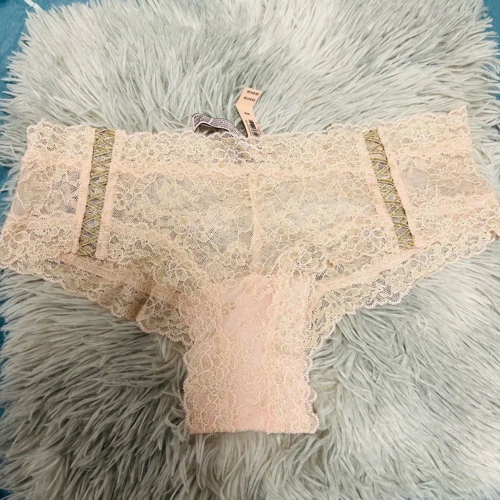 🌸Victoria's Secret Panties - Set of 3💜 - Picture 5 of 8
